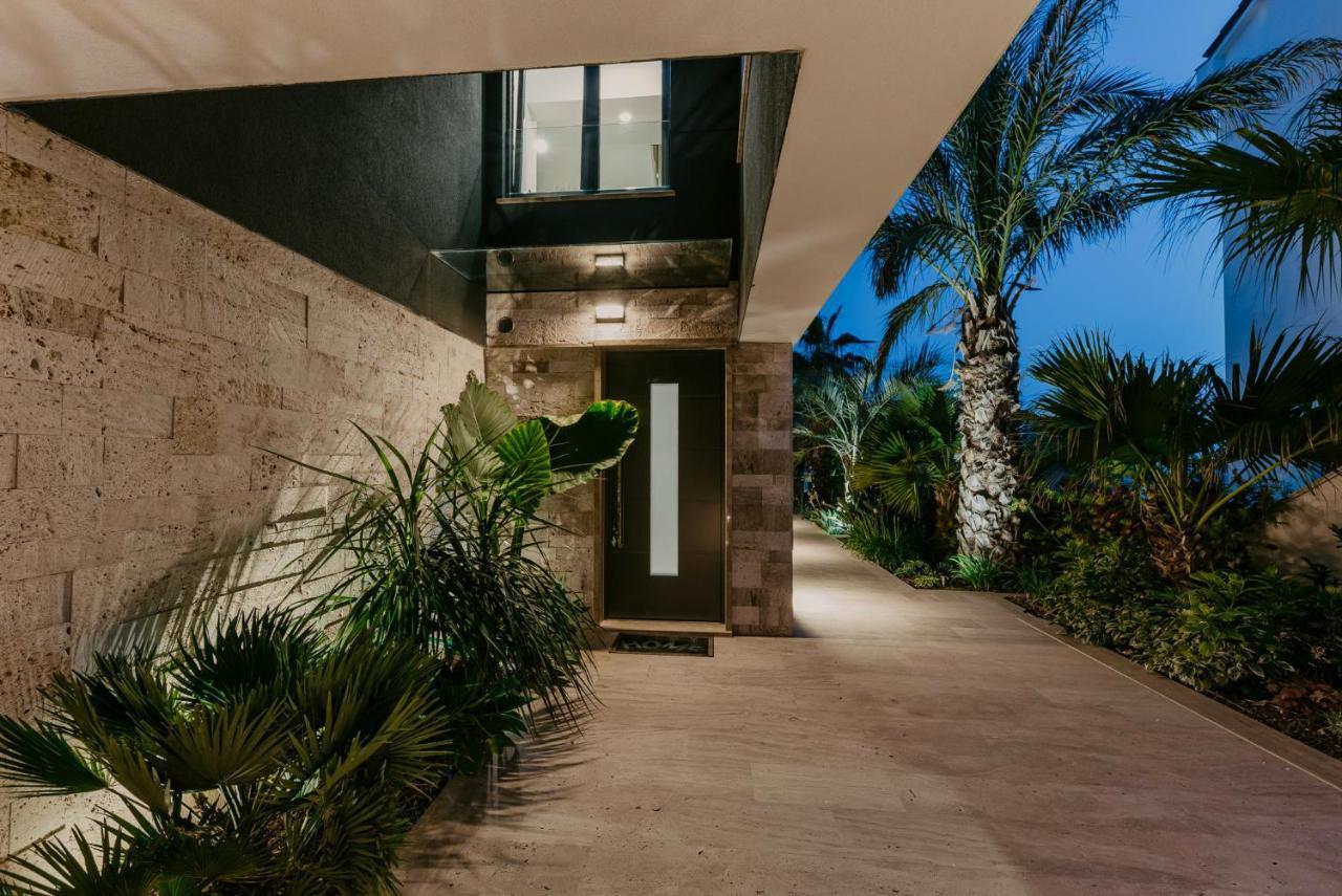 Villa Bloomhill Escape Trogir Eksteriør billede