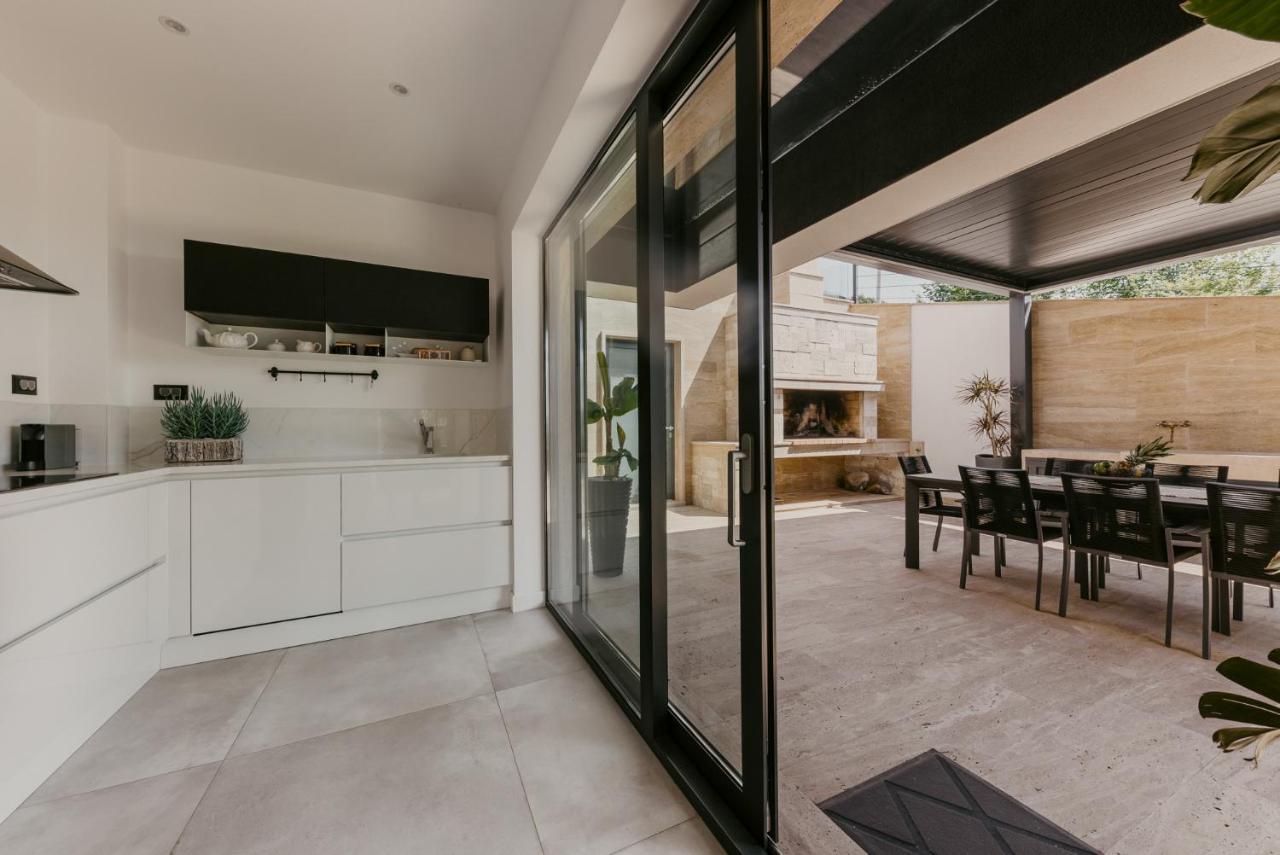 Villa Bloomhill Escape Trogir Eksteriør billede
